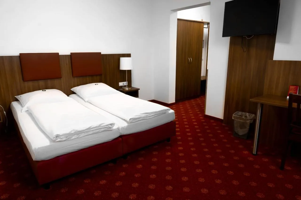 *** Hotel Cavallestro Classic Kitzingen Alemania